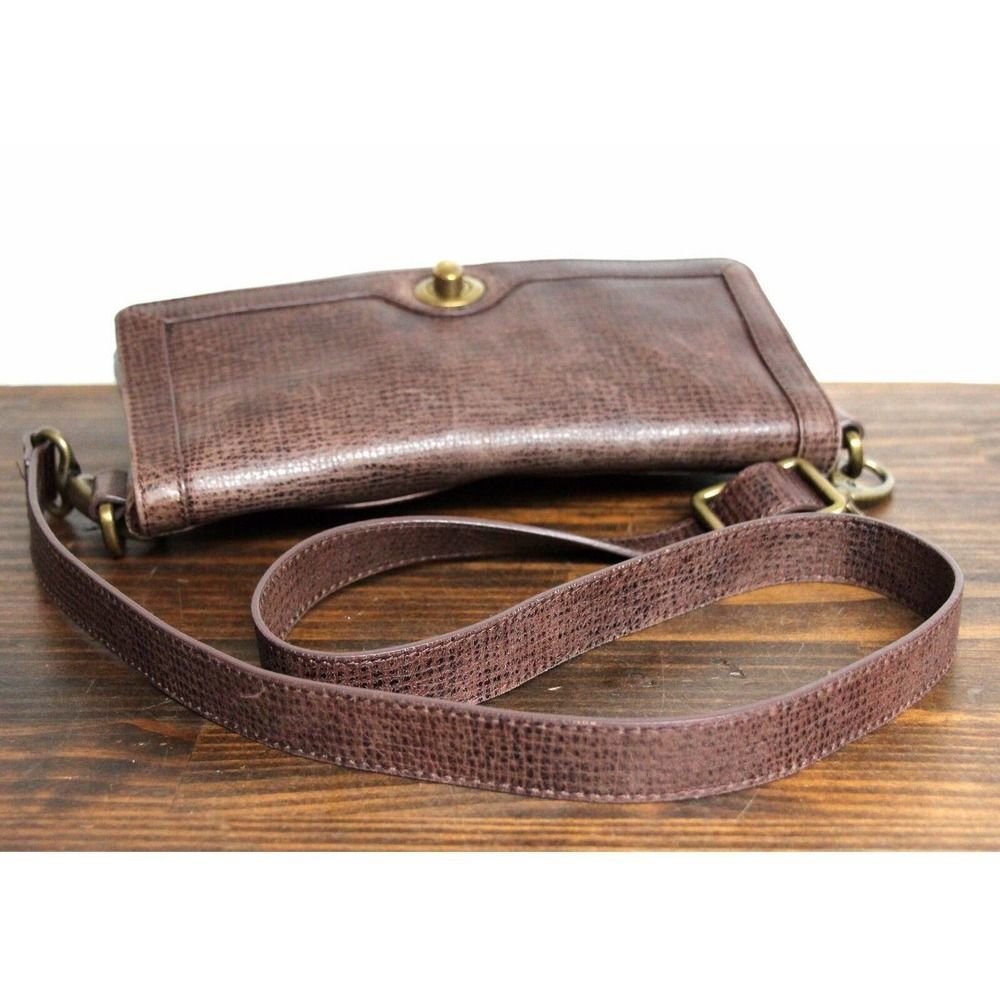 Trouve Textured Brown Genuine Leather Turn Lock Purse Crossbody Shoulder Bag - Picture 4 of 7
